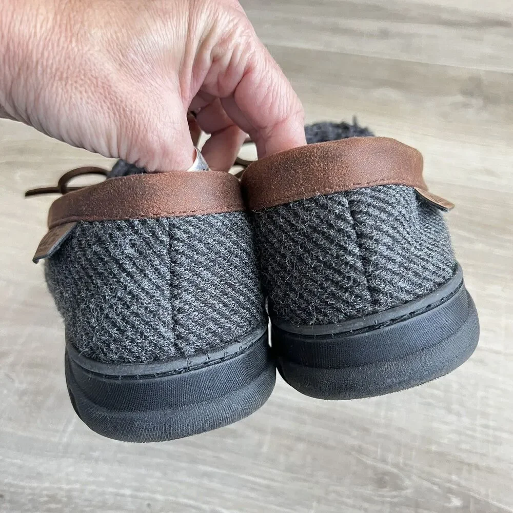 DF By Dearfoams Moccasin Slippers Gray Mens Sz S (7/8) Loafer